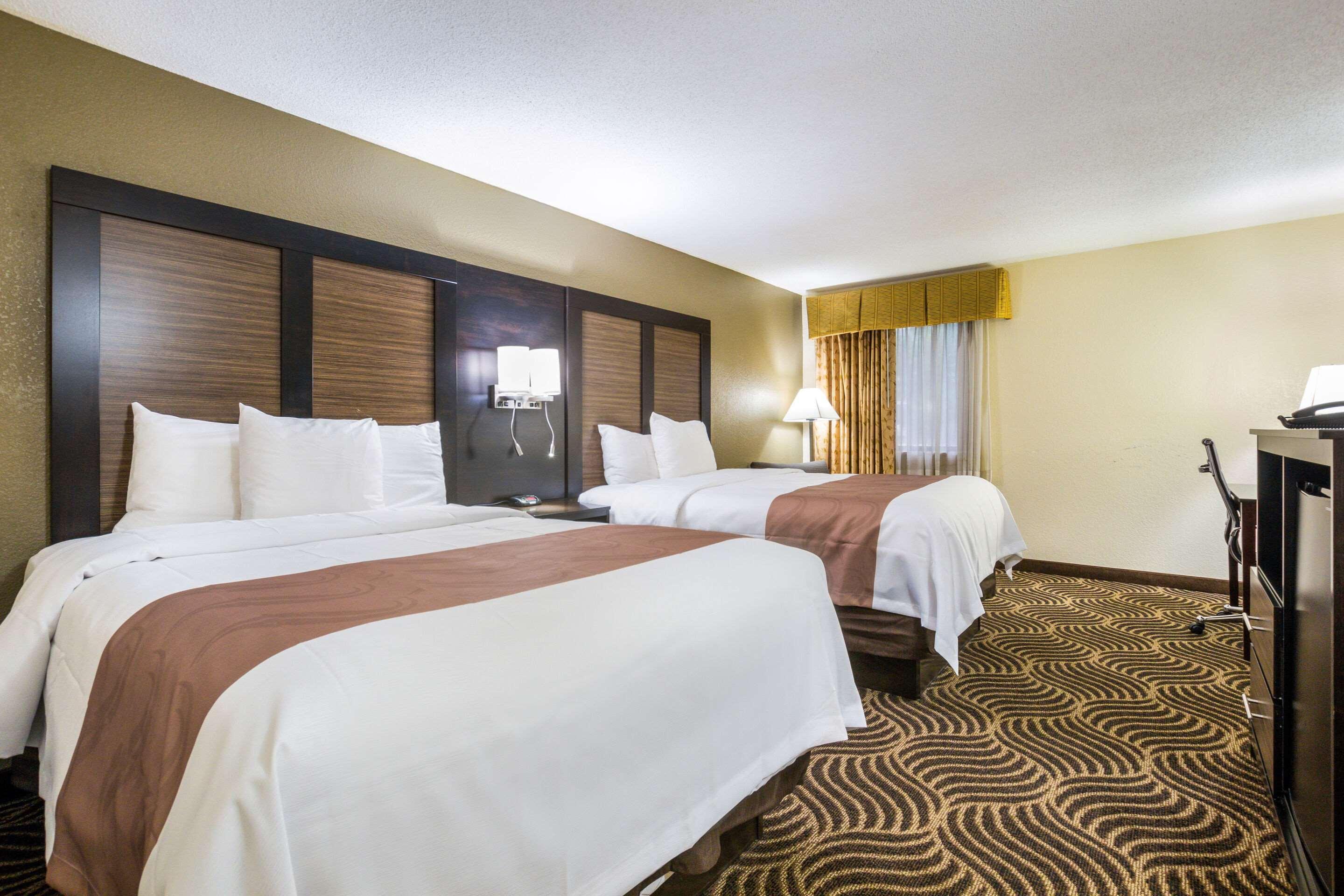 Quality Inn & Suites Florence- Cincinnati South Экстерьер фото