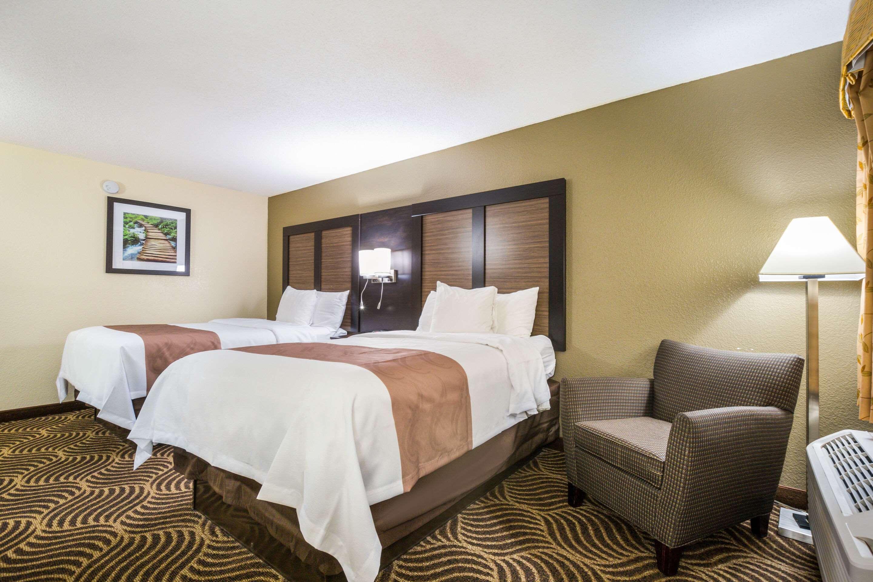 Quality Inn & Suites Florence- Cincinnati South Экстерьер фото