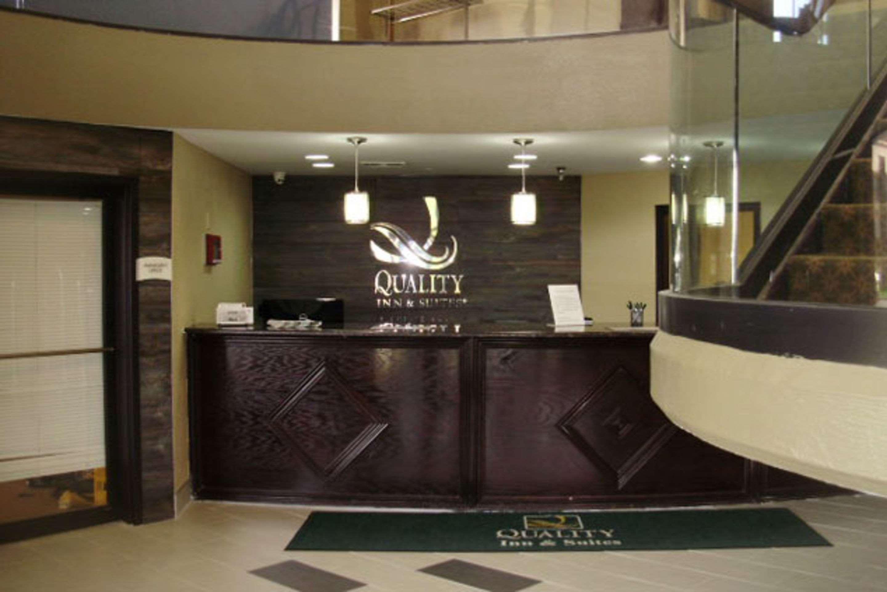 Quality Inn & Suites Florence- Cincinnati South Экстерьер фото